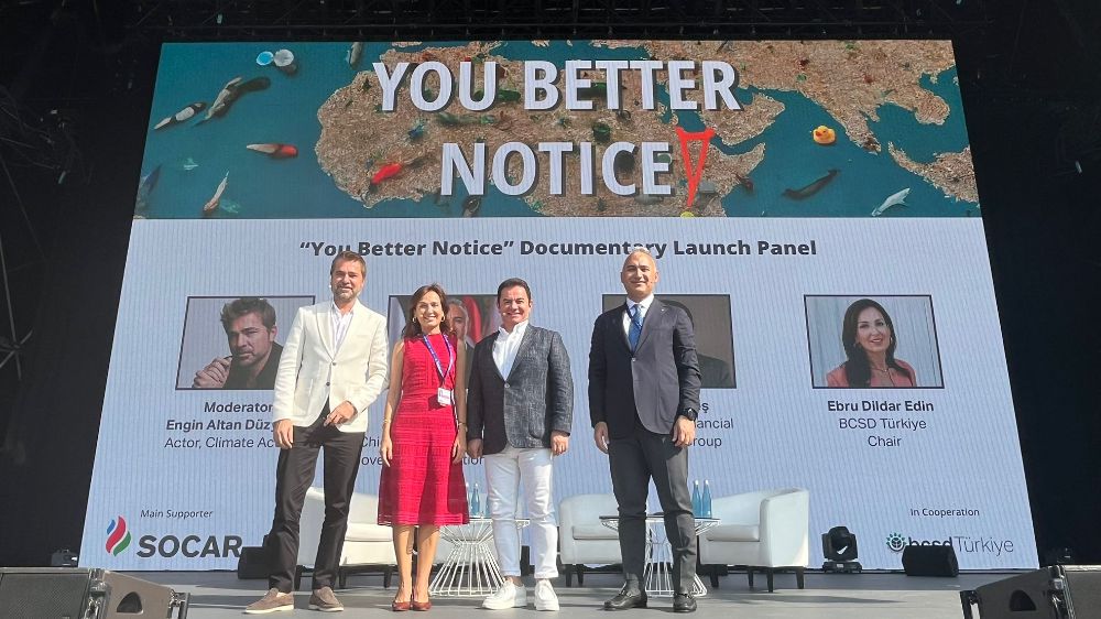 Engin Altan Düzyatan’ın dünyadaki plastik kirliliğine dikkat çeken "You Better Notice" belgeseli tanıtıldı