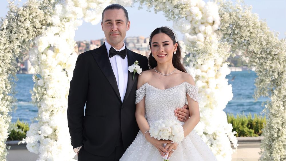 Ahmet Usta ve Dr. Berivan Karatekin masalsı bir düğünle evlendi