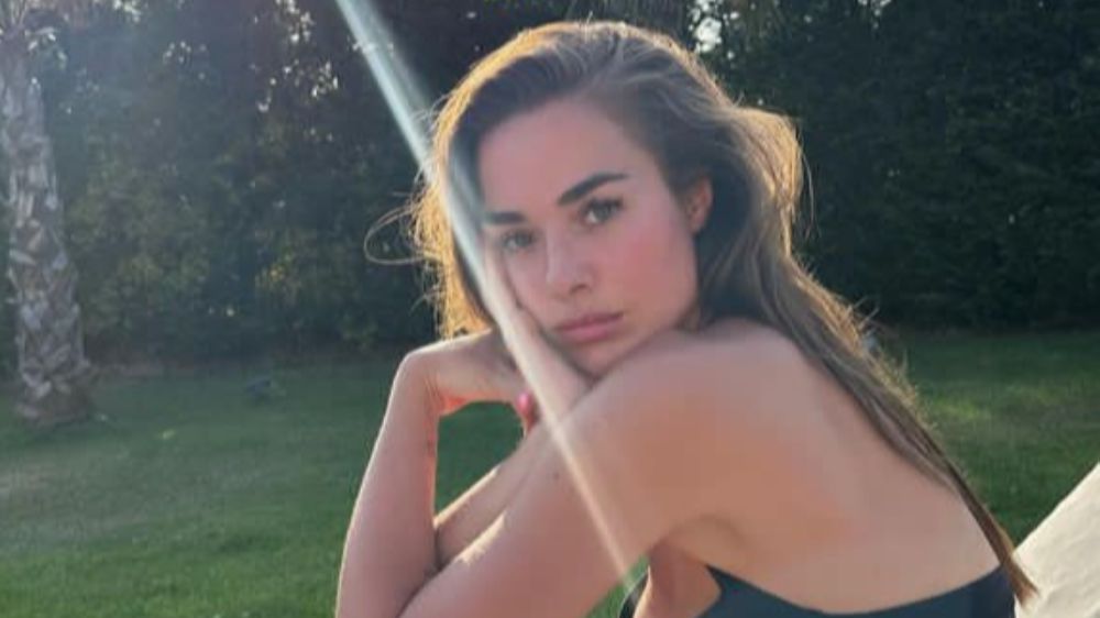 Ünlü oyuncu Bensu Soral'dan tatil pozları