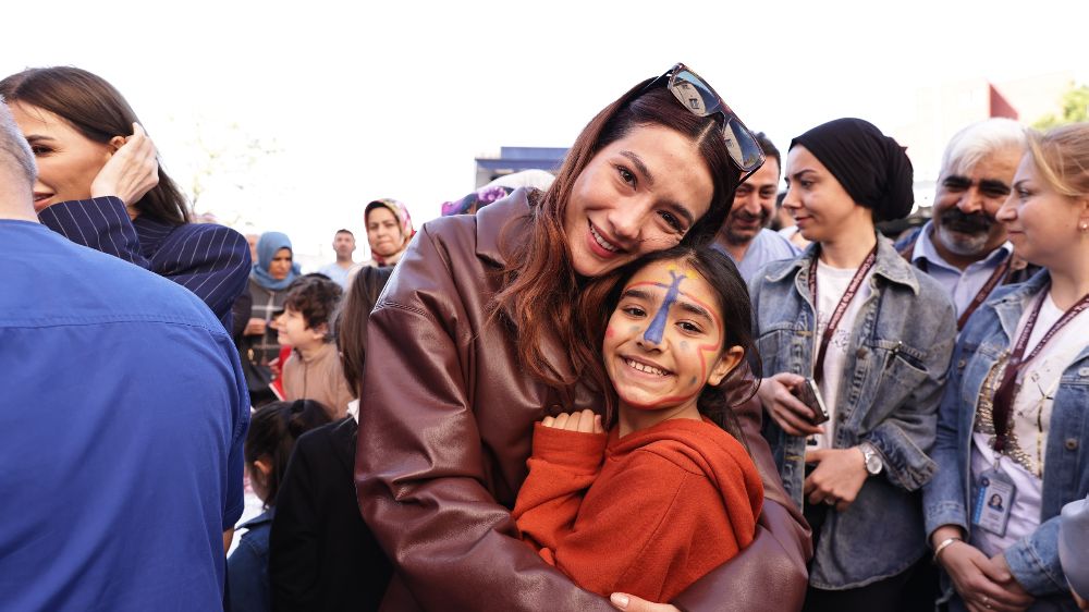 Ünlü isimlerden Cerrahpaşa'da tedavi gören çocuklara 23 Nisan Ulusal Egemenlik ve Çocuk Bayramı sürprizi!   