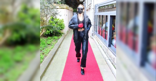 Serenay Sarıkaya tarzıyla dikkat çekti