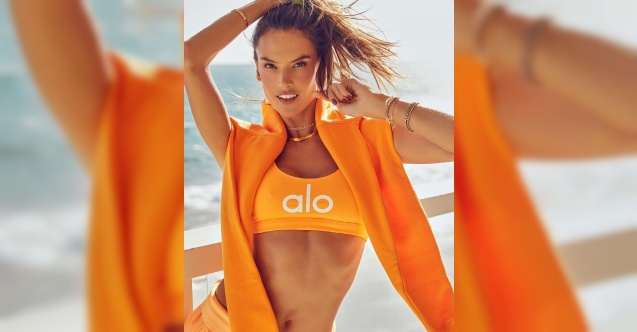 Alessandra Ambrosio, 40&#039;ıncı yaşını bikinili fotoğraflarıyla kutladı