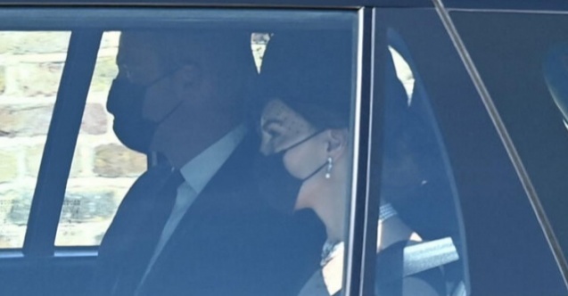 Prens Philip son yolculuğuna uğurlanıyor: Tüm aile siyahlar içinde