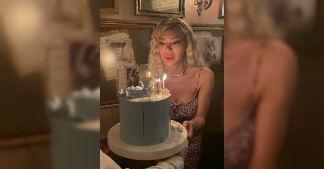 Didem&#039;e sevgilisinden sürpriz doğum günü!