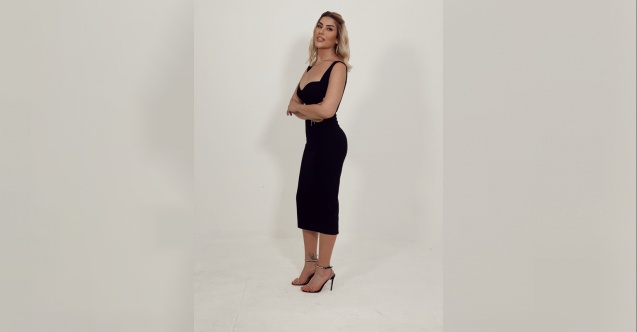 İki projeye birden imzasını attı