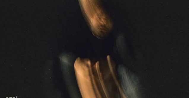 Ozbi’den sürpriz şarkı