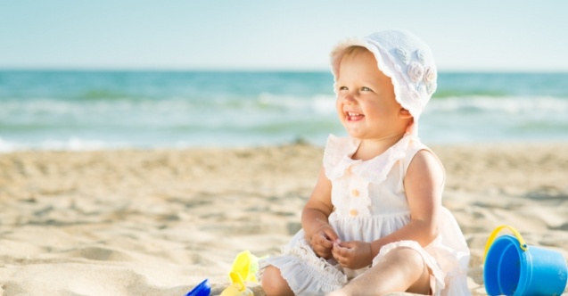  Bebekleri güneşten koruyacak 7 önemli kural 