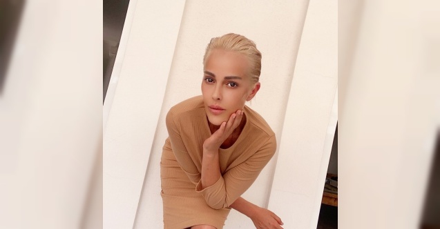 Helin Avşar&#39;ın banyo pozu olay oldu