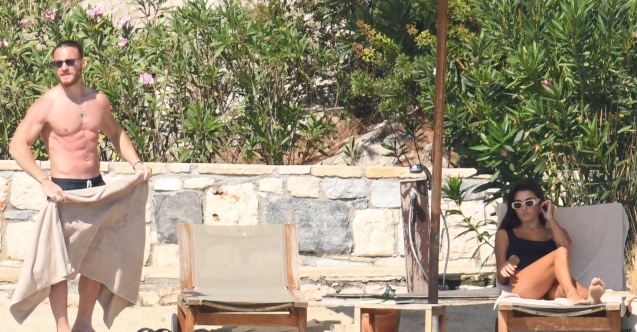 Hande Erçel ile Kerem Bürsin&#039;in aşk tatili