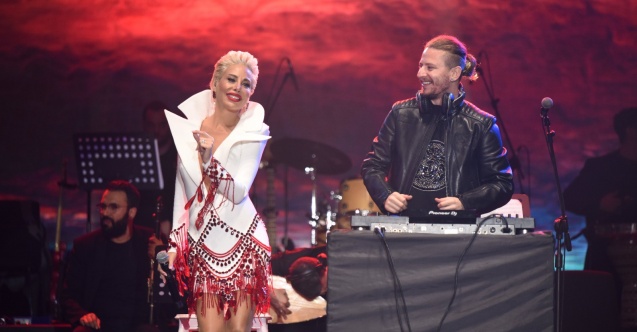 Bol sürprizli konser