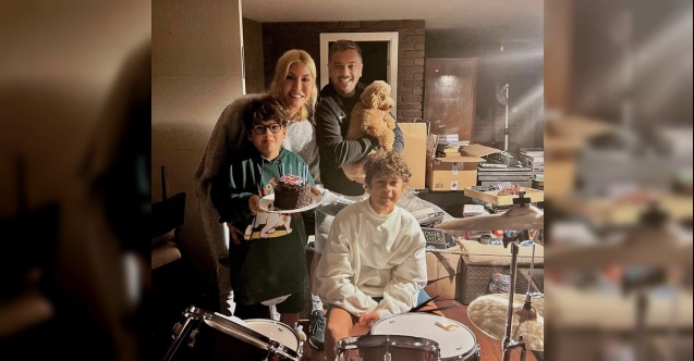 Oğullarının doğum gününde bir araya geldiler 