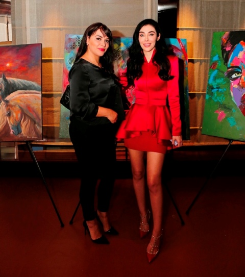 Ünlü isimlerin sanat gecesi!