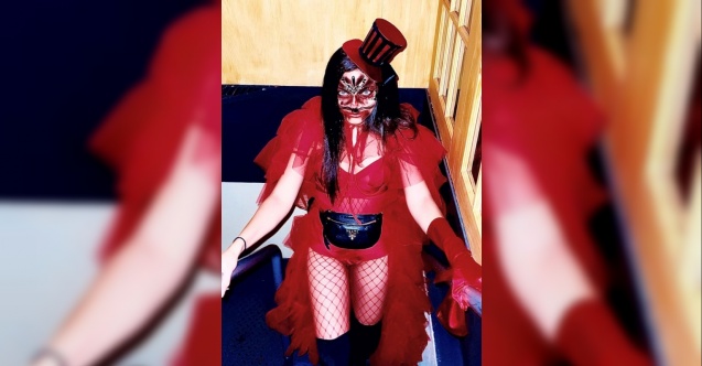 Ünlülerin dikkat çeken Cadılar Bayramı paylaşımları