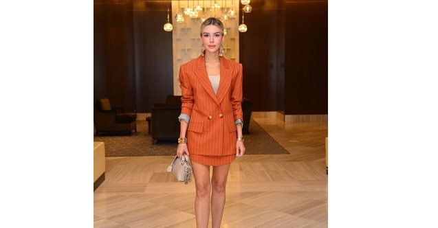 CEMİYETİN ÜNLÜ İSİMLERİ BU DAVETTE BULUŞTU