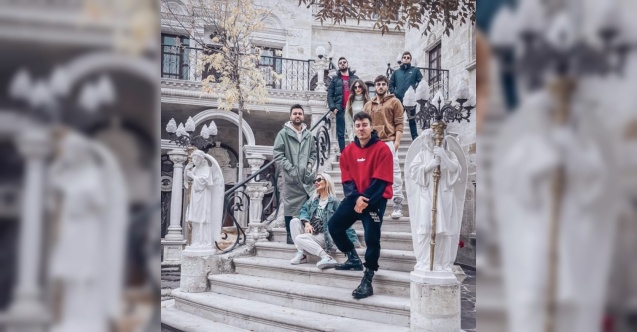 İrem Derici arkadaşlarıyla Kapadokya&#039;da tatil yaptı