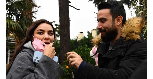 Ünlü oyuncunun maske ile imtihanı