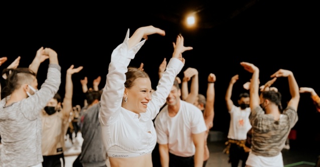 ALİCE MÜZİKALİ’NE BÜYÜK İLGİ