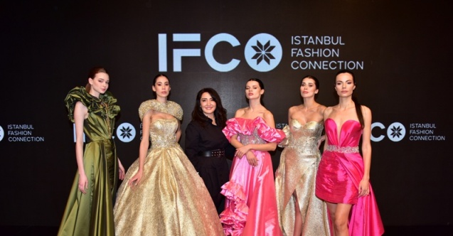 Nilgün Balaban&#039;dan İstanbul Moda Fuarı’nda görkemli defile