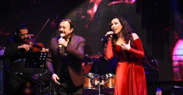 Yeni Gazino Maslak&#039;ta Selami Şahin ve Burcu güneş gecesi