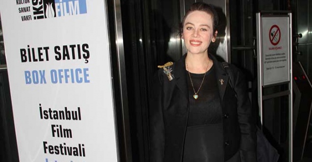 Hamile Olan Ünlü Oyuncudan Flaş İtiraf!