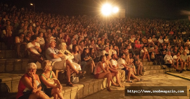 ‘Deniz Seviyesinde Tiyatro’ Ayvalık’ta!