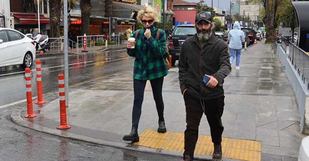 Eşinden Boşanmıştı... Aziz&#39;in Yıldızı Sevgilisiyle Yakalandı