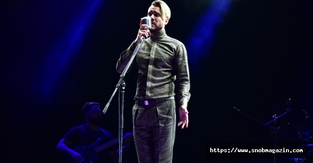 &#039;Biletinial Yaz Konserleri&#039; Cem Adrian&#039;la başladı