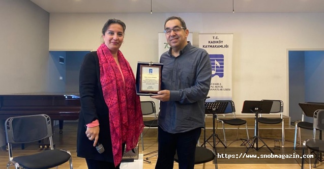 Gitaristin kadın veya erkeği olmaz