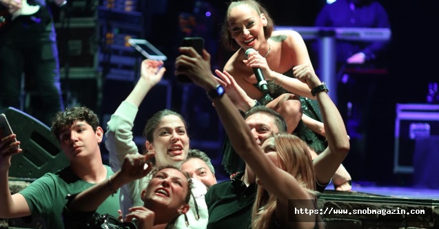 Sahnelerin yeni yıldızı Alya’nın maratonu