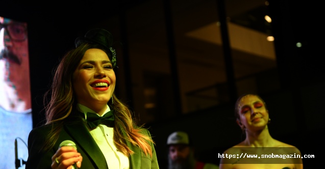 Alaçatı’da ünlüler geçidi