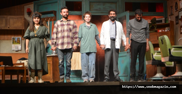 Deniz Seviyesinde Tiyatro Festivali&#039;ne görkemli açılış