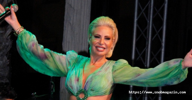 Ağlama Duvarına hayallerimi yazdım