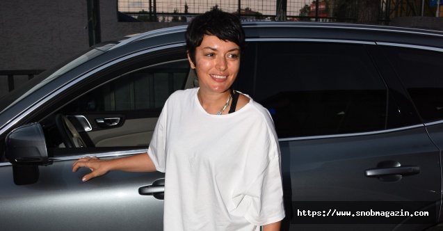 Ezgi Mola gözyaşlarına hakim olamadı