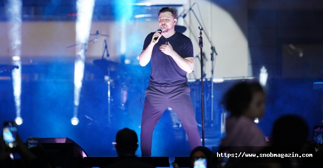 Ekin Uzunlar konsere deniz taksi ile yetişti