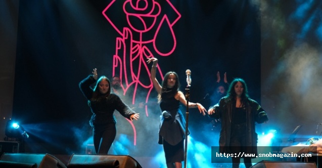 Eskişehir&#039;de sevenleriyle buluştu