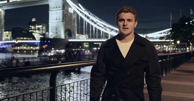 Londra Sokaklarında Aşkını Aradı