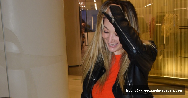 Yasmin Ebil&#039;in Aşk Sorusuna Tepkisi Bakın Ne Oldu