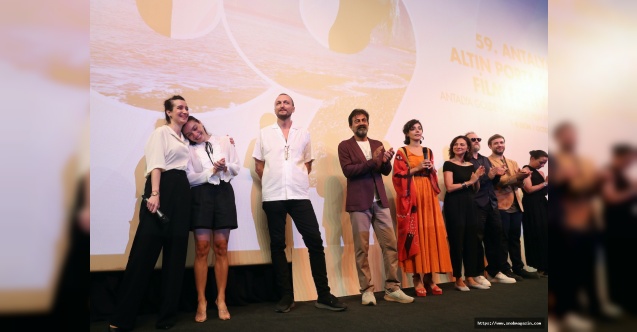 ‘Kar ve Ayı’ Türkiye prömiyerini Antalya Film Festivali’nde gerçekleştirdi
