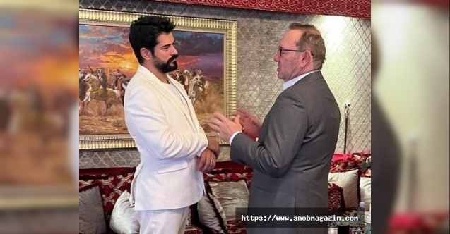 Burak Özçivit Katar&#039;da Kevin Spacey ile Buluştu 