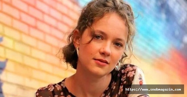 Ece Çeşmioğlu Kızını Paylaştı 