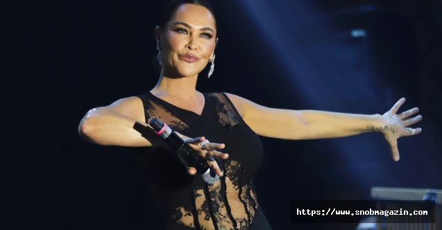 Hülya Avşar Anlatma şarkısı için soyundu!