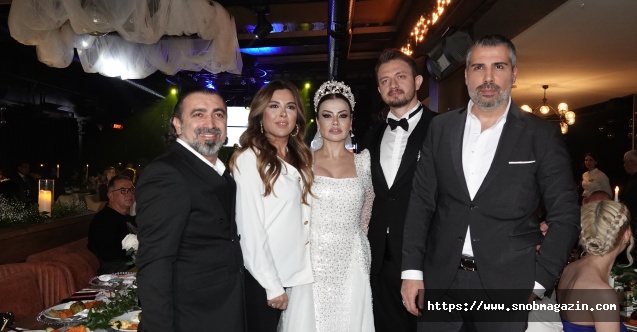 Lara Doğum Günü&#039;nde Evlendi