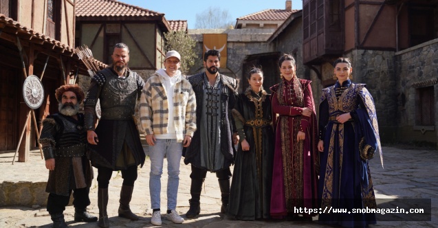 Mesut Özil &#039;Kuruluş Osman&#039;ın Setini Ziyaret Etti