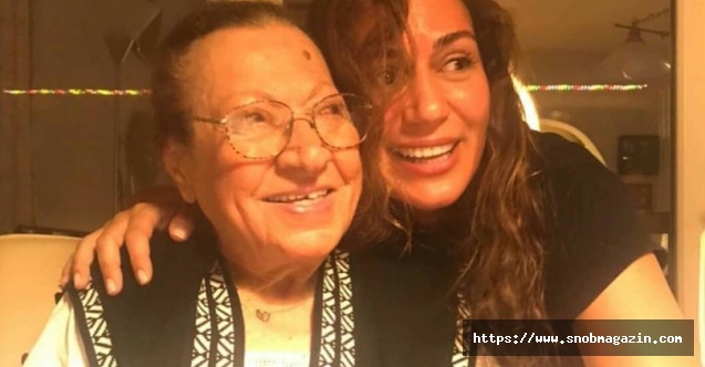 Özge Borak Babaannesinin Vefat Ettiğini Duyurdu