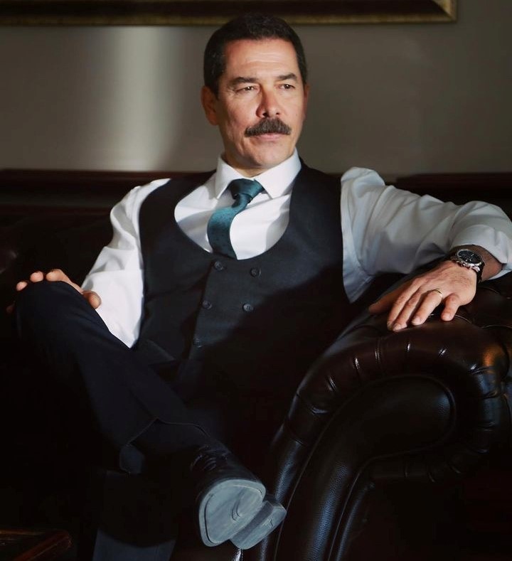 Fikret Kuşkan eski eşine neden dava açtı?