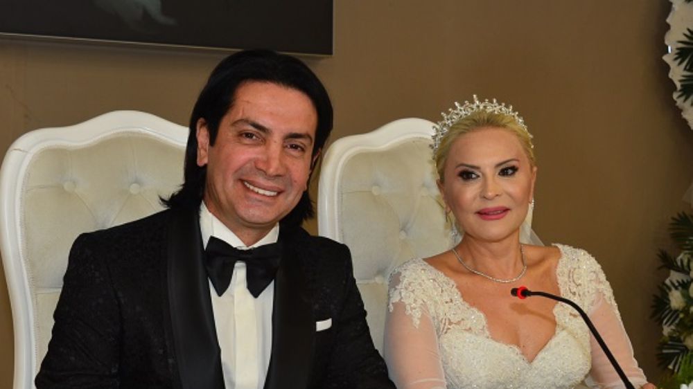 Ünlü şarkıcı Murat Başaran ile Ayten Öztürk evlendi