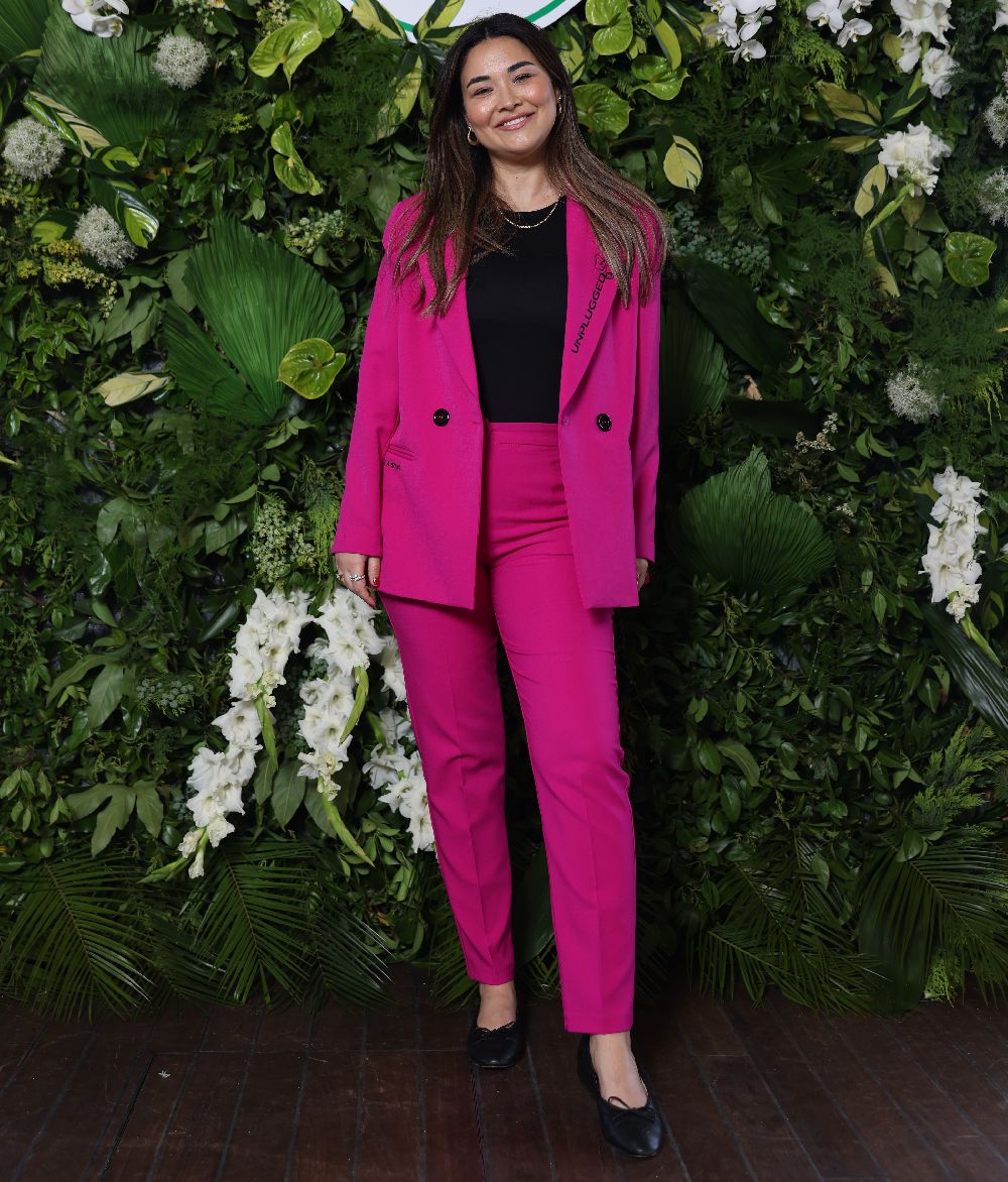 Abla kardeş dayanışması