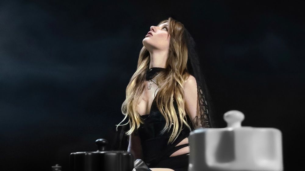 Alara Serena'nın İlk EP'si "Hamle" çıktı!