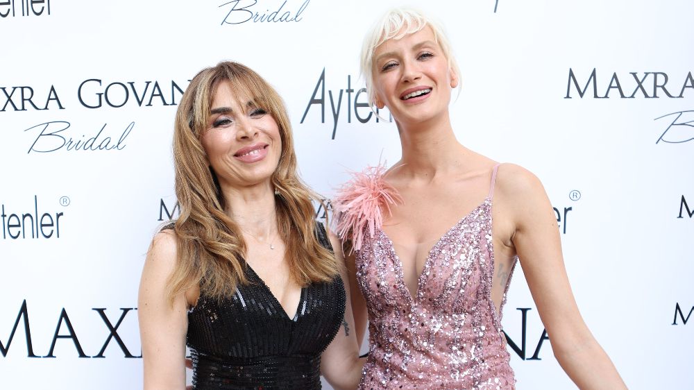 Didem Soydan İngiltere yolcusu   