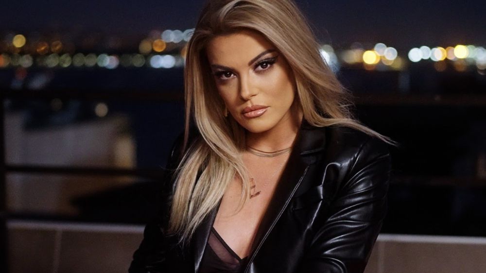 Ebru Keskin'den yeni şarkı